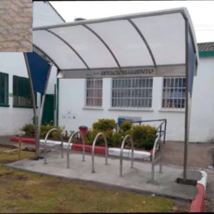 Stainless steel bicycle rack with polycarbonate roof Ref UBC 002T-44