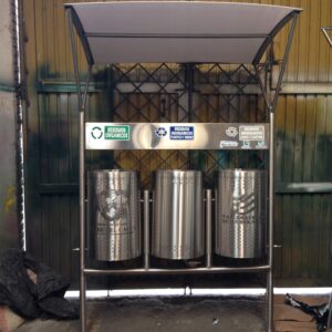 ECOLOGICAL POINT 3 M-121 IN STAINLESS STEEL WITH INFORMATION TRAY AND POLYCARBONATE ROOF